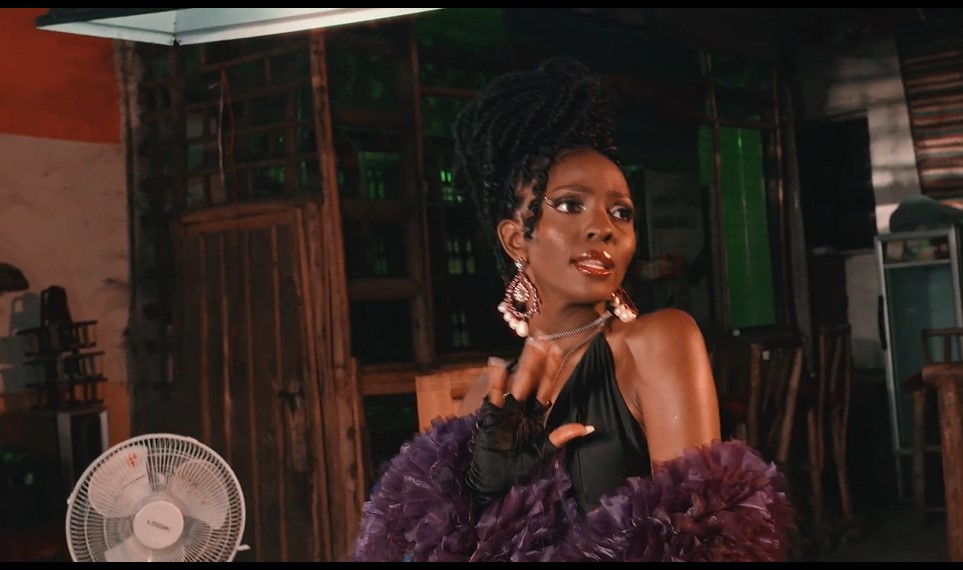 VIDEO | Phina – Yumba