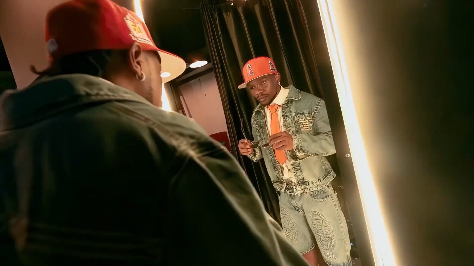 Visualizer | AY Masta Feat. Marioo – Yule Remix