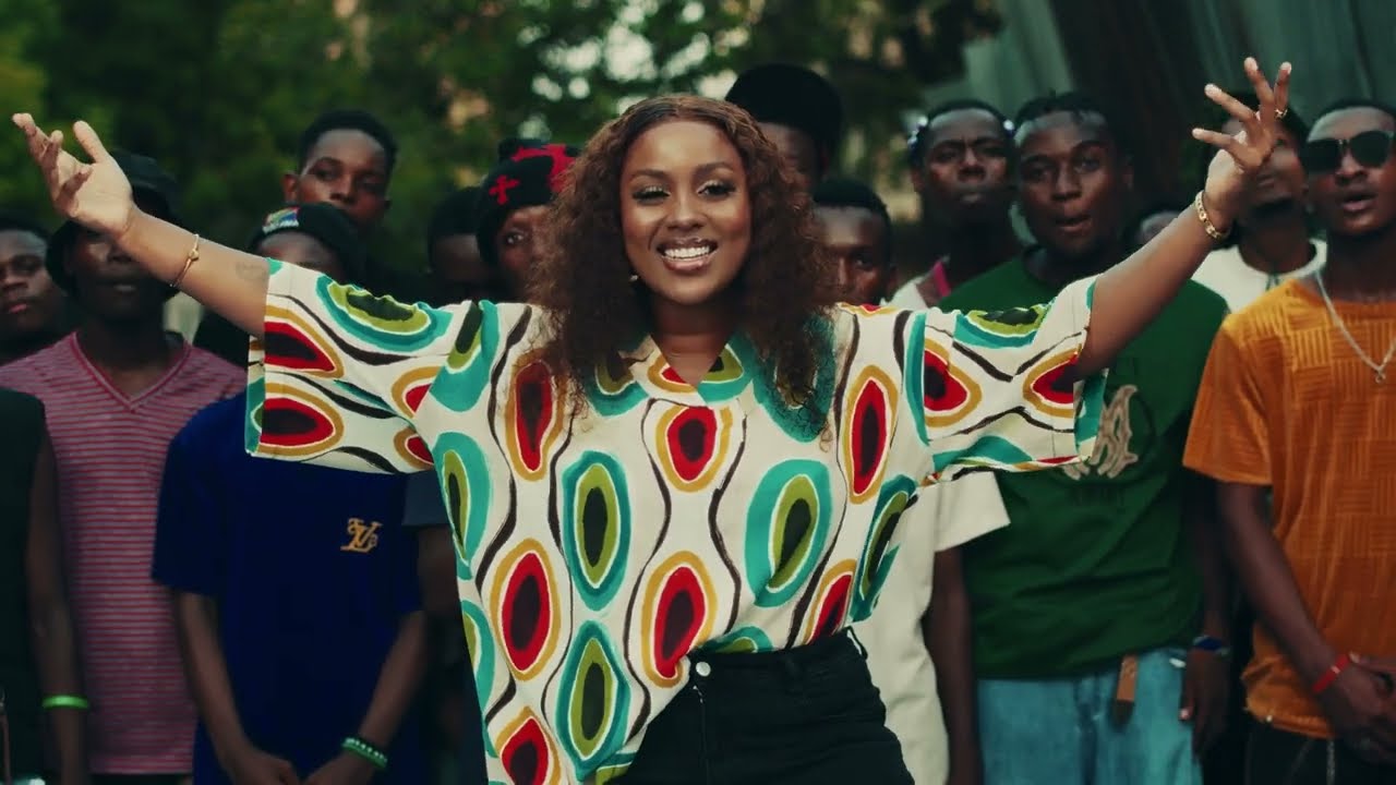 VIDEO Malkia Karen – Nimesimama
