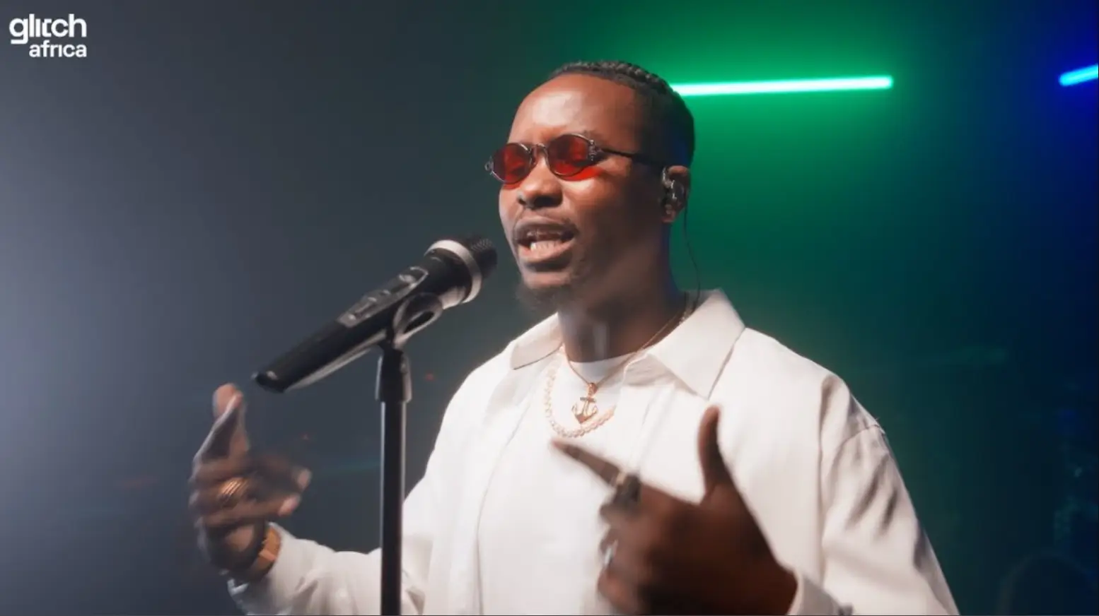 G Nako – Commando & December (Glitch Sessions)